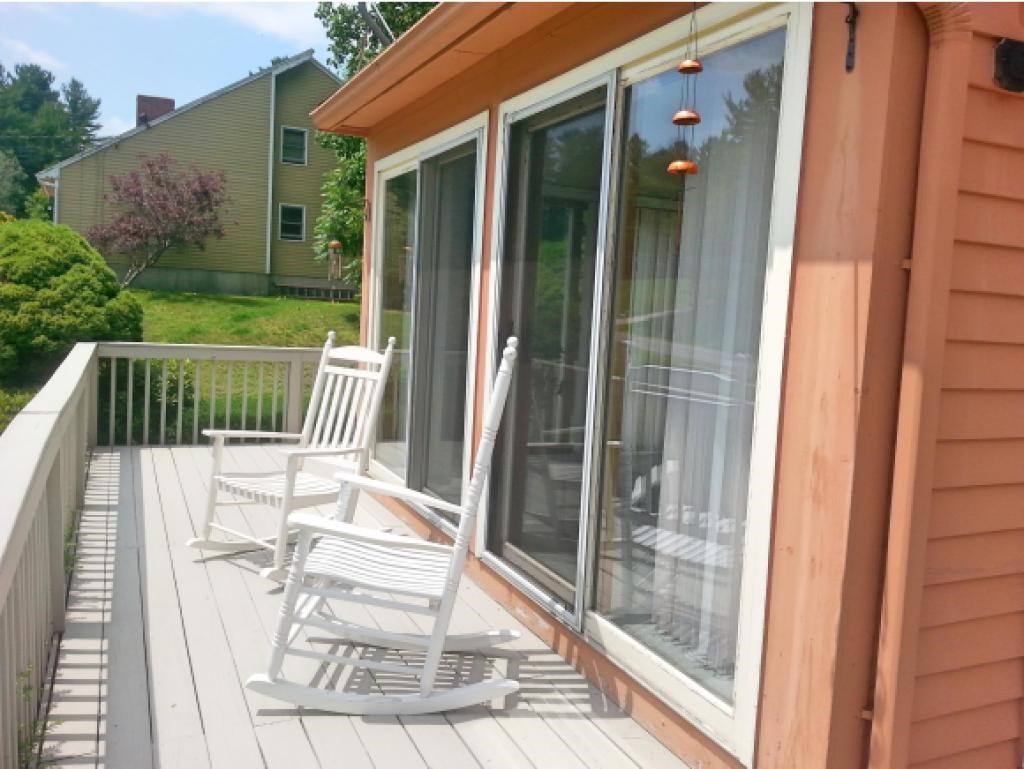 12 Lorri Road Derry, NH 03038 - Photo 6 of 22