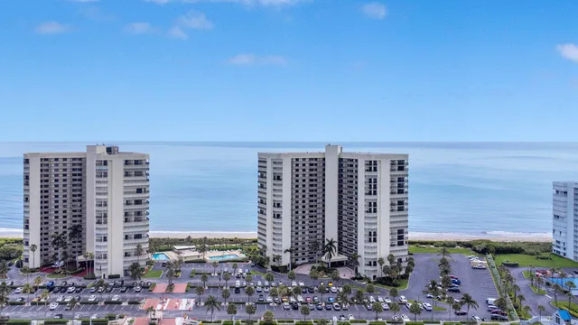 $4,000 | 9550 South Ocean Drive, Unit 409, Jensen Beach, FL 34957