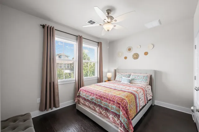 $4,500 | 915 Banyon Street, Austin, TX 78757