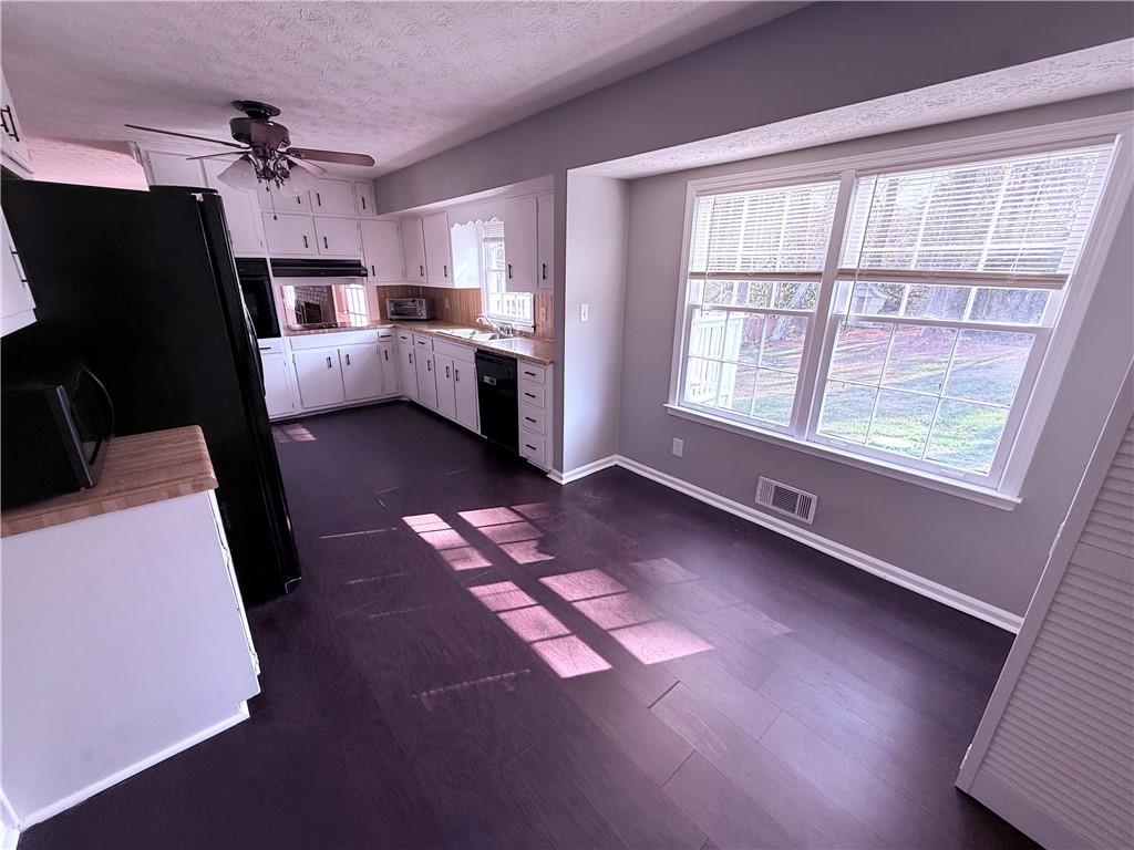 5074 Brownlee Road Southwest Lilburn, GA 30047 - Photo 12 of 34