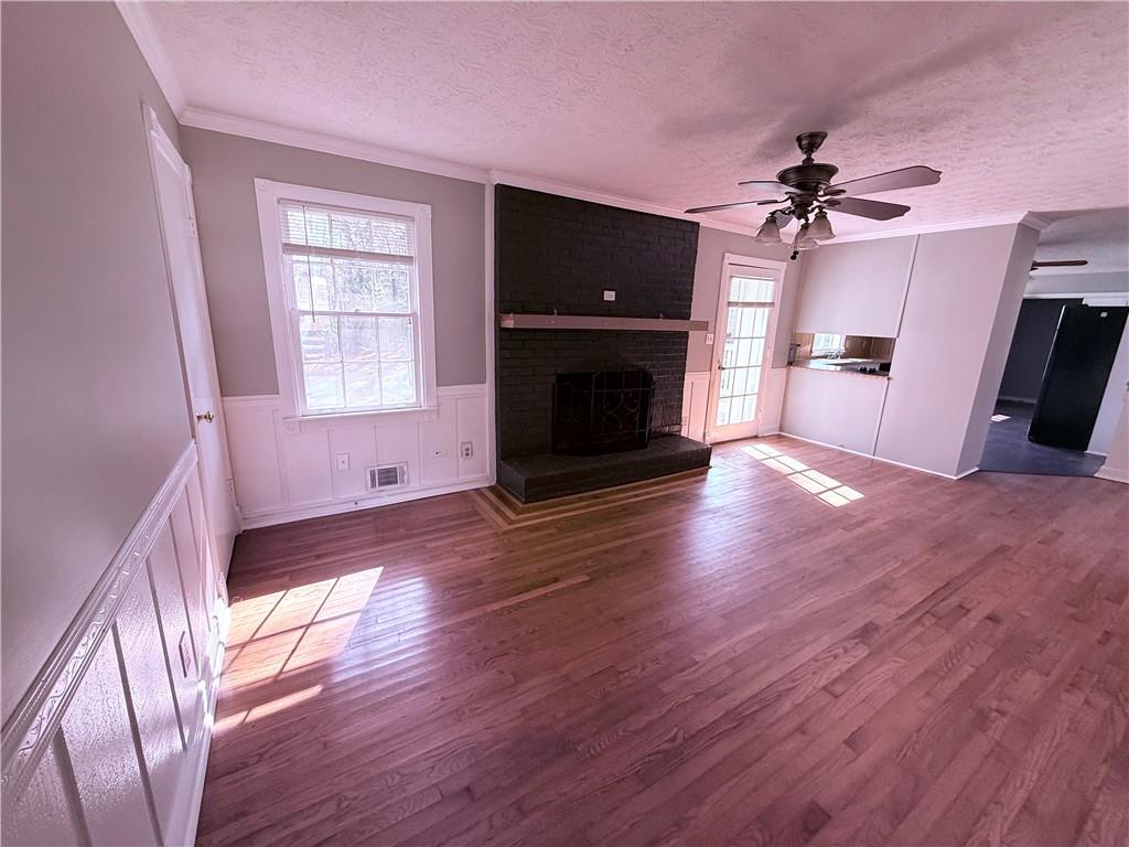 5074 Brownlee Road Southwest Lilburn, GA 30047 - Photo 13 of 34