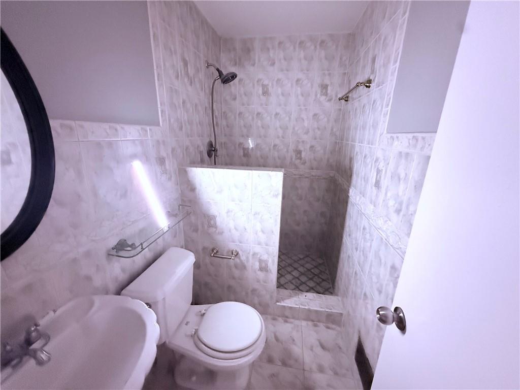 5074 Brownlee Road Southwest Lilburn, GA 30047 - Photo 23 of 34