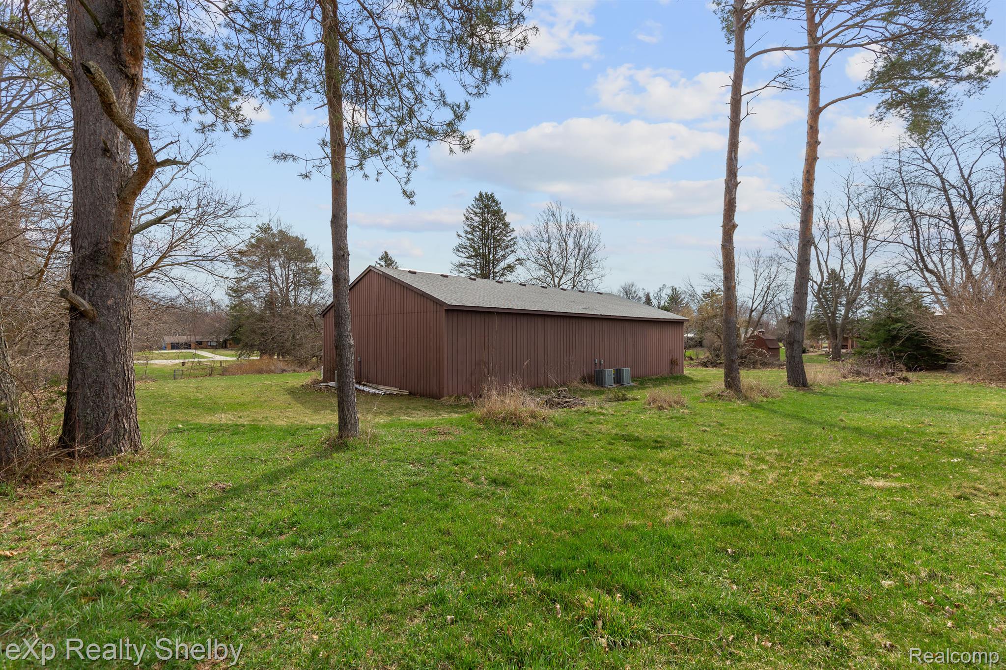 780 South Hacker Road Brighton, MI 48114 - Photo 30 of 41 Gallery Image 30