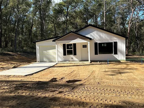 $209,995 | 13725 Southwest 111th Lane, Dunnellon, FL 34432