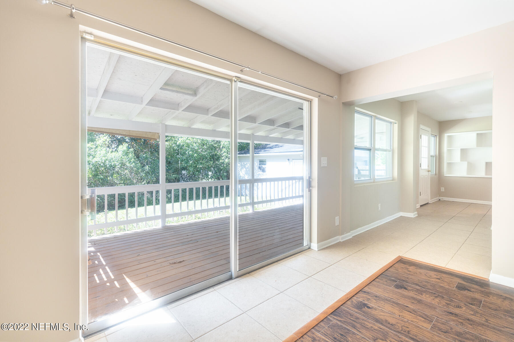 2742 Rainbow Road Jacksonville, FL 32217 - Photo 6 of 34 Living Room