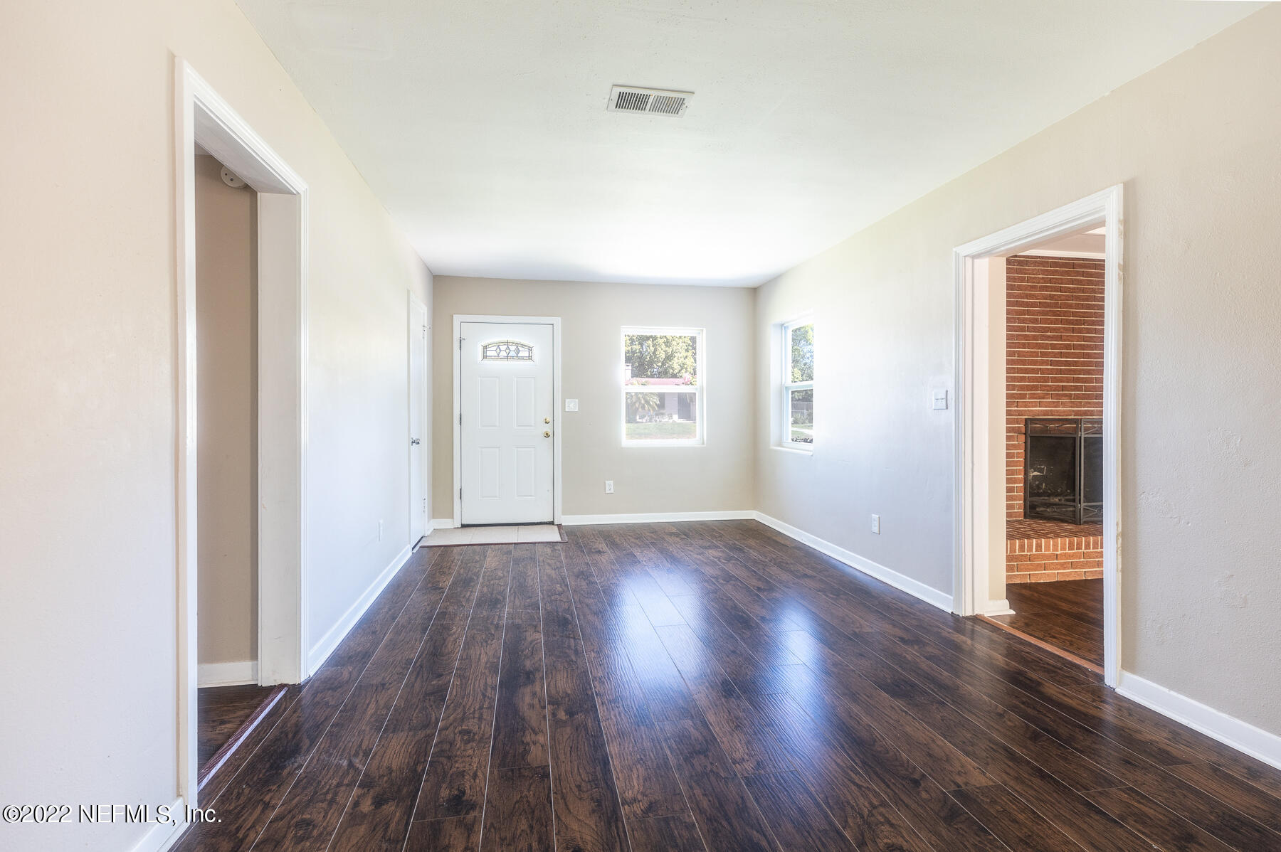 2742 Rainbow Road Jacksonville, FL 32217 - Photo 9 of 34 Front door to Living room