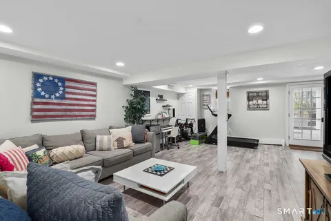$1,100,000 | 24 Island Hill Avenue, Ridgefield, CT 06877