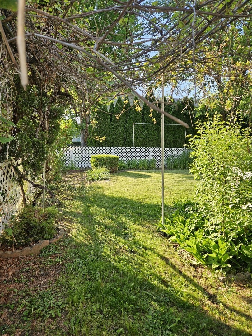 10 Mayflower Road Vernon Hills, IL 60061 - Photo 28 of 30