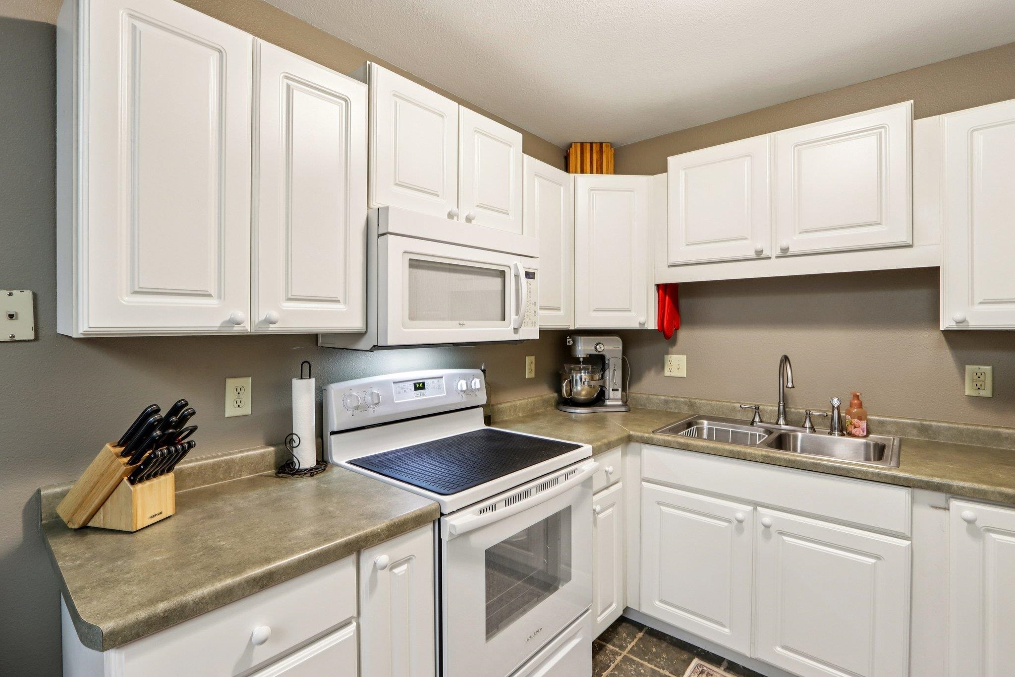 S6185 Bluff Road, Unit 1 Merrimac, WI 53561 - Photo 11 of 27