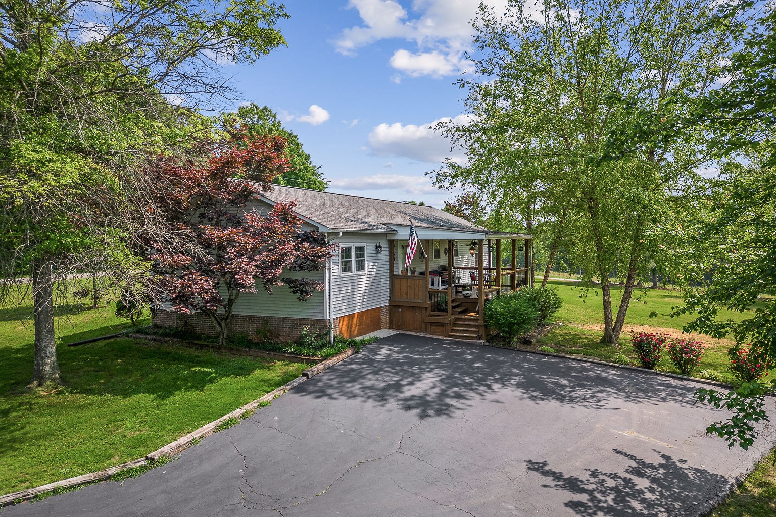 1152 R Arnold Road Smithville, TN 37166 - Photo 3 of 38 Gallery Image 3