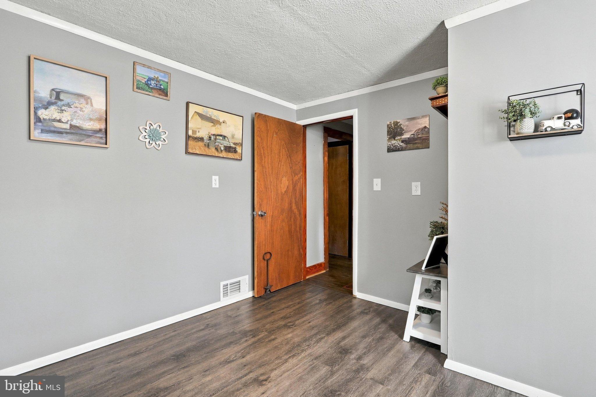 928 Path Valley Road Fort Loudon, PA 17224 - Photo 29 of 38 Bedroom 3