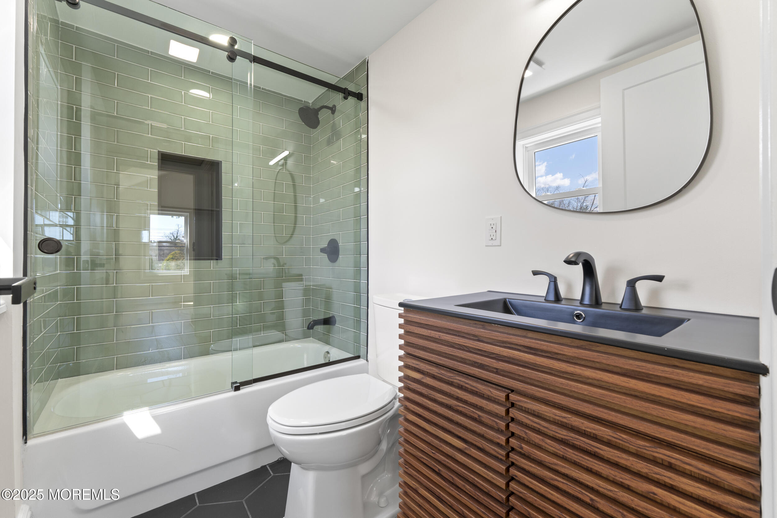 183 Rumson Road Little Silver, NJ 07739 - Photo 21 of 39 21_image-21