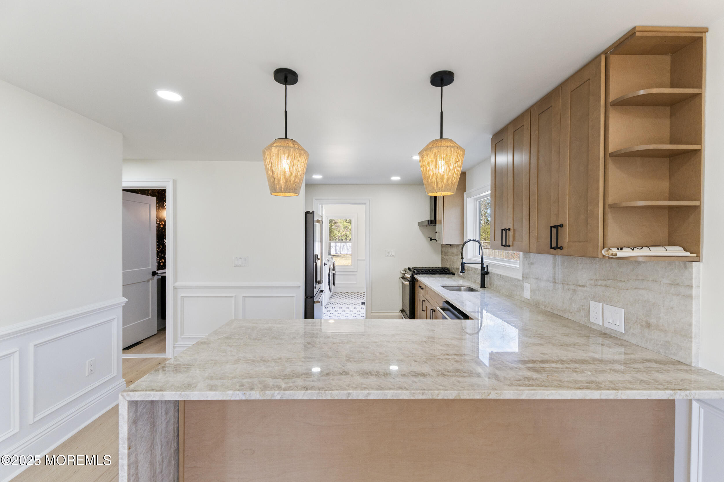183 Rumson Road Little Silver, NJ 07739 - Photo 4 of 39 4_image-04