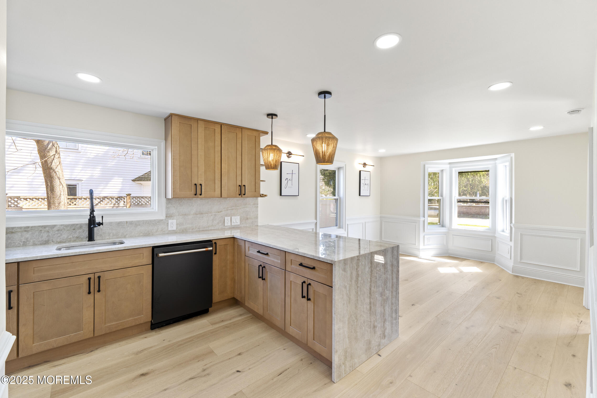 183 Rumson Road Little Silver, NJ 07739 - Photo 6 of 39 6_image-06