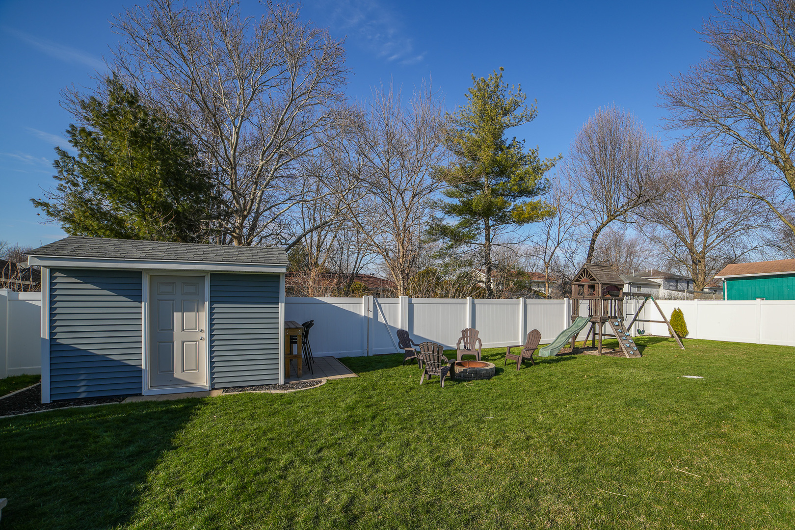 281 Kathy Drive Bourbonnais, IL 60914 - Photo 39 of 43 a front view of a house with garden
