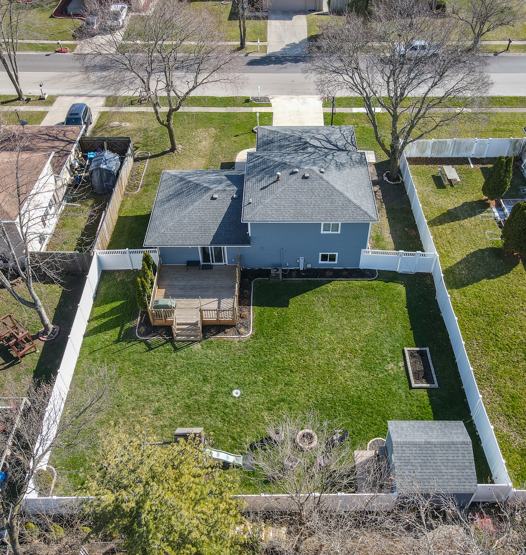281 Kathy Drive Bourbonnais, IL 60914 - Photo 41 of 43 a view of swimming pool with a garden