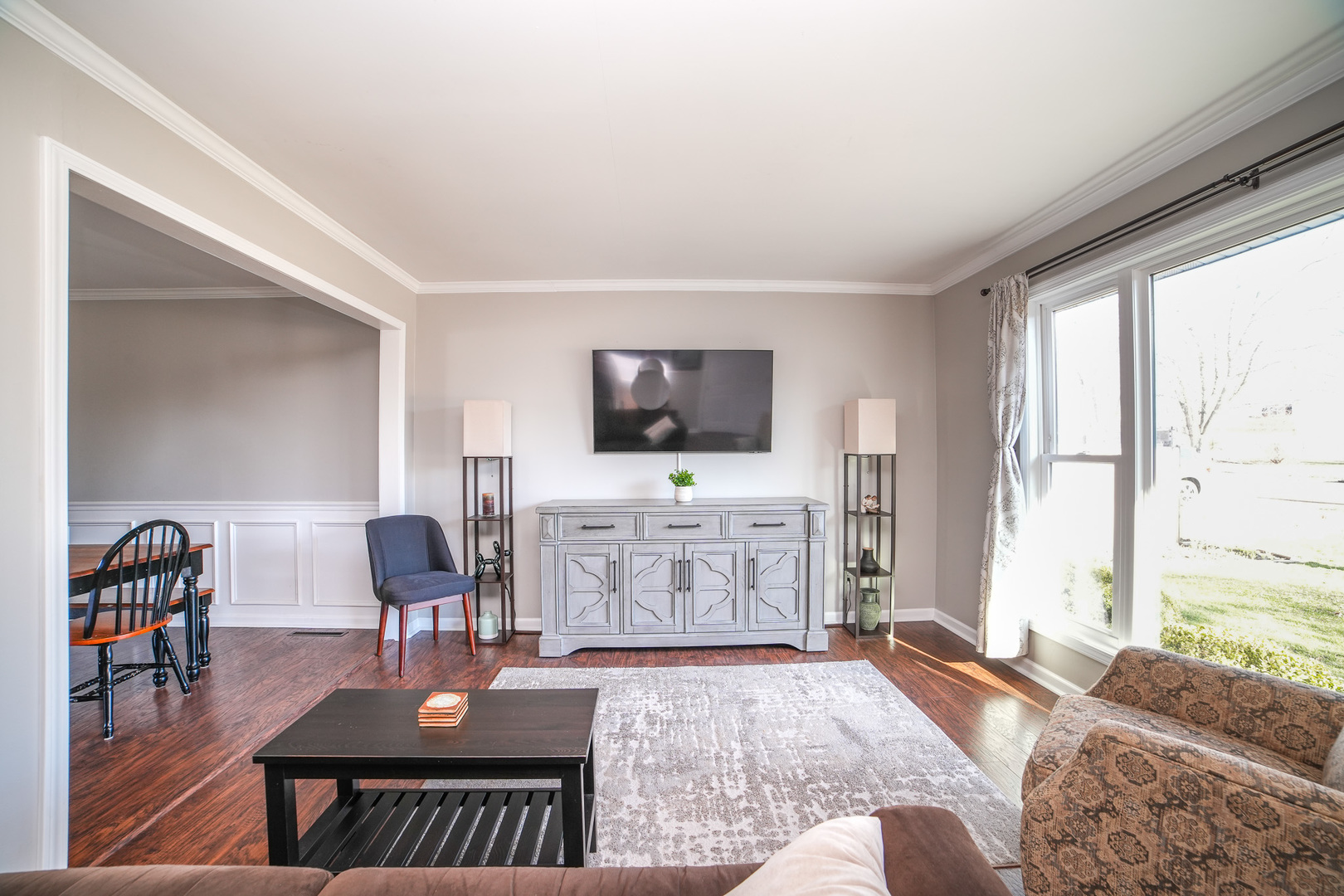 281 Kathy Drive Bourbonnais, IL 60914 - Photo 5 of 43 a living room with furniture and a flat screen tv