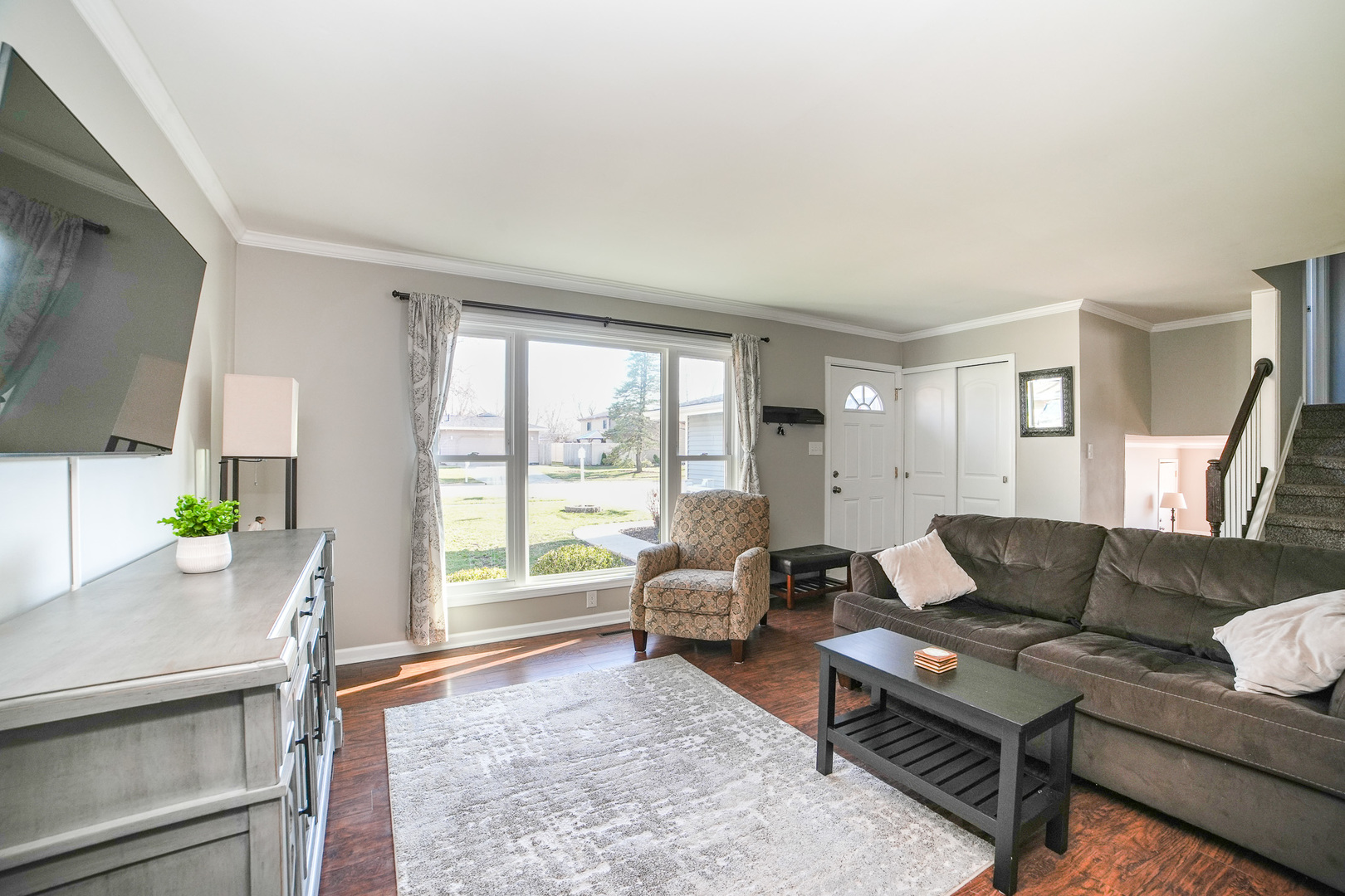 281 Kathy Drive Bourbonnais, IL 60914 - Photo 7 of 43 a living room with furniture and a window