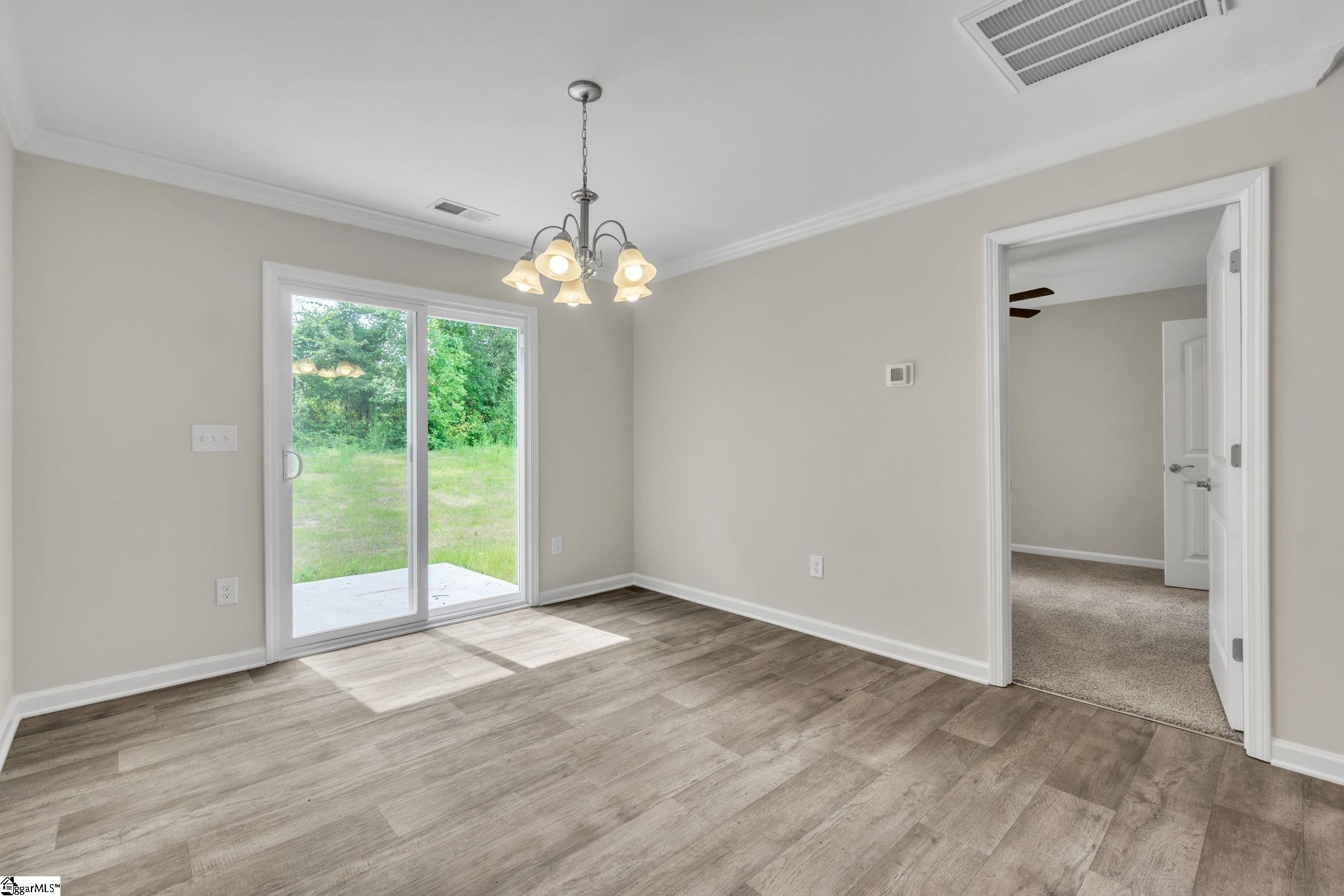 215 Stratford Road Greenville, SC 29605 - Photo 14 of 32 Gallery Image 14