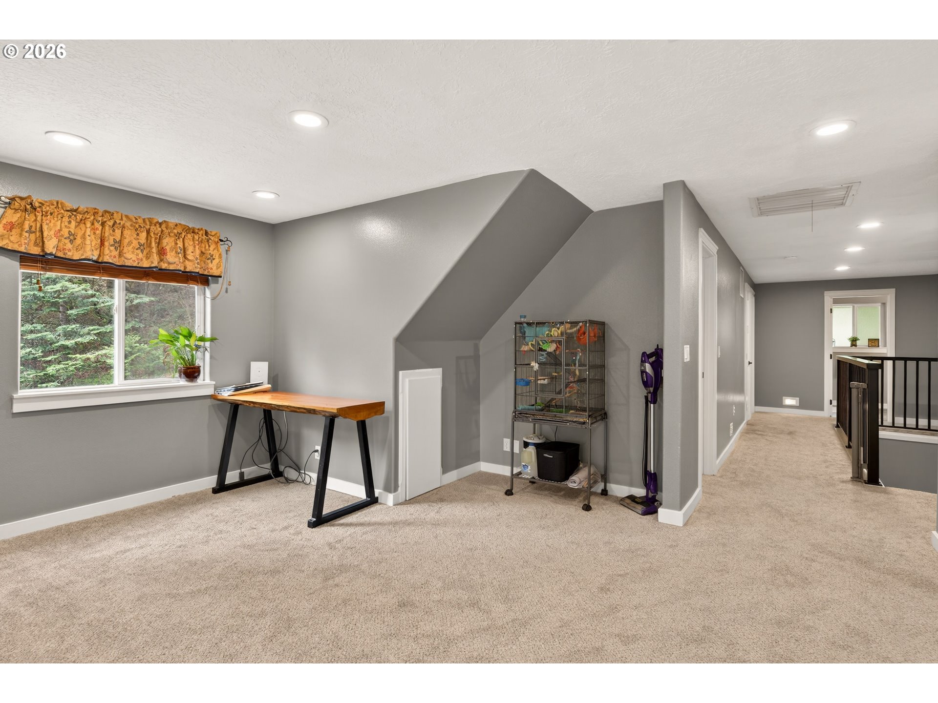 16635 Northwest Cook Road McMinnville, OR 97128 - Photo 23 of 48 Family Room
