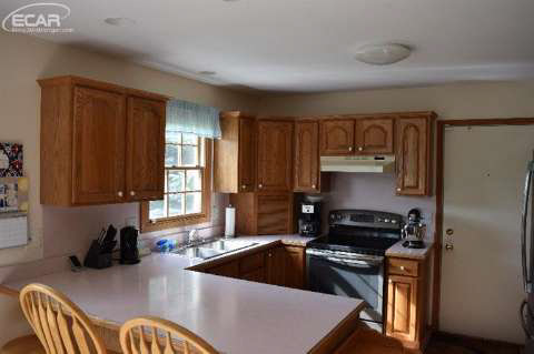 11058 Seymour Road Gaines, MI 48436 - Photo 18 of 32 20446972-17.JPG
