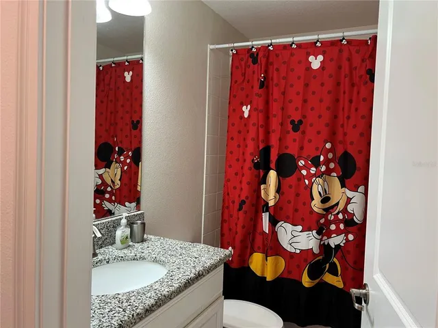 $3,900 | 4715 Sleepy Hollow Drive, Kissimmee, FL 34746