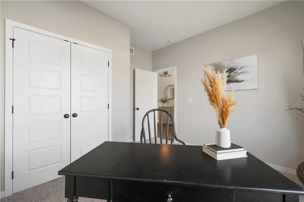 $494,900 | 2368 Northeast Colonnade Avenue, Blue Springs, MO 64029