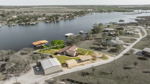 $665,000 | 125 County Road 596, Eastland, TX 76448