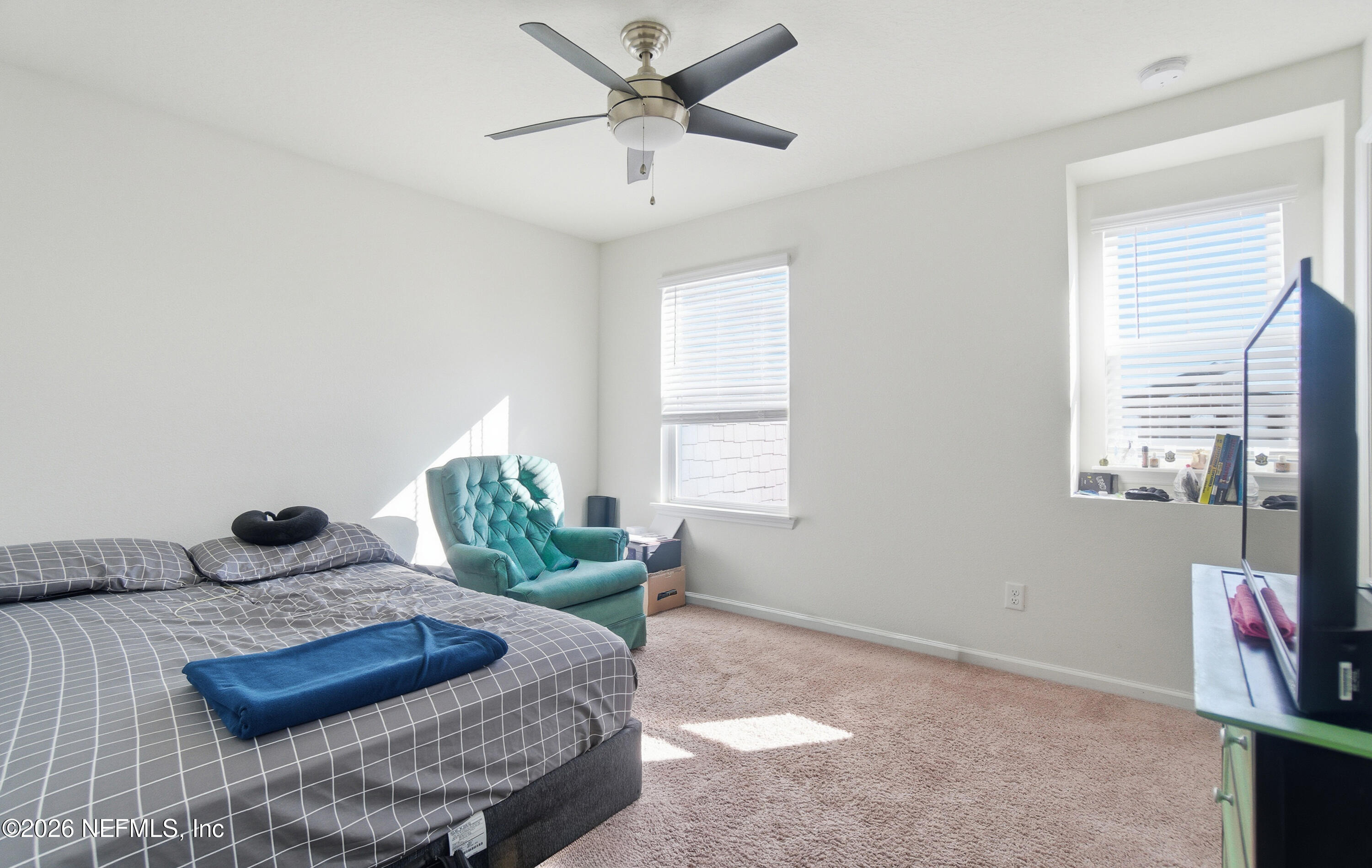 7662 Merchants Way Jacksonville, FL 32222 - Photo 22 of 32 a living room with furniture and a window