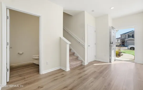 $2,000 | 7662 Merchants Way, Jacksonville, FL 32222