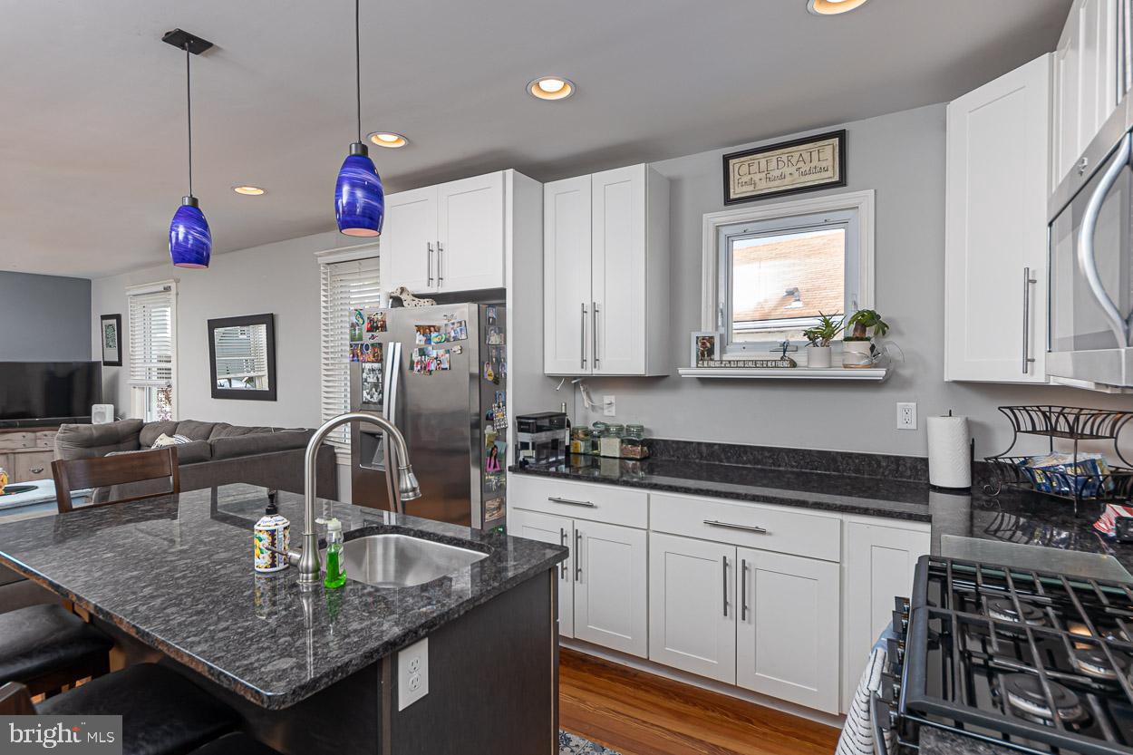 1819 Kinship Road Dundalk, MD 21222 - Photo 8 of 33