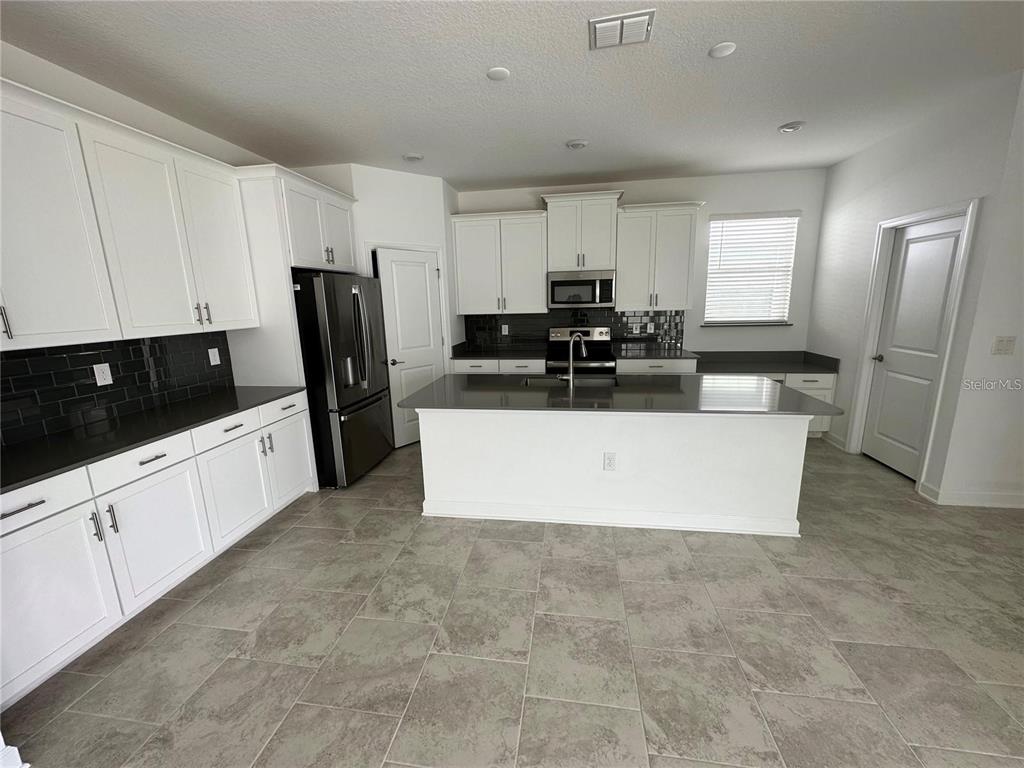2979 Addison Boulevard St. Cloud, FL 34771 - Photo 7 of 18