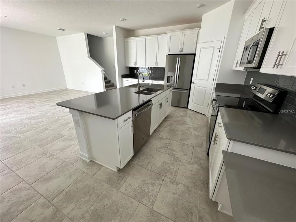 2979 Addison Boulevard St. Cloud, FL 34771 - Photo 8 of 18
