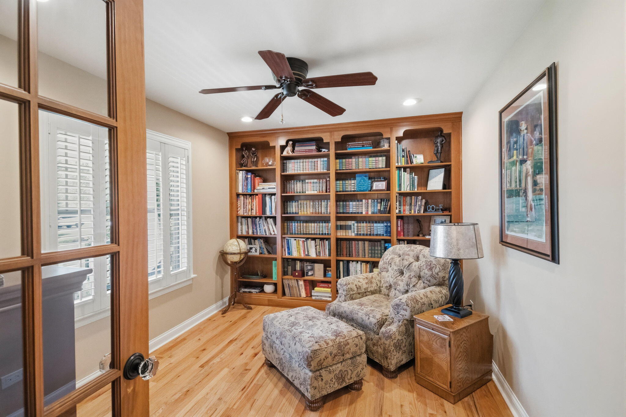 1018 Sterling Court Crown Point, IN 46307 - Photo 5 of 44 2048x1365