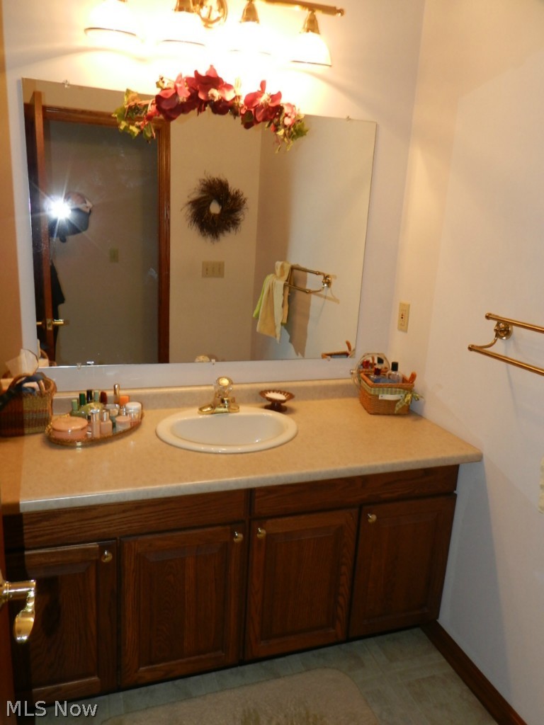 5375 Oak Point Road Lorain, OH 44053 - Photo 23 of 25 Gallery Image 23