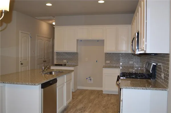 $2,300 | 2800 Bridekirk Drive, Round Rock, TX 78664