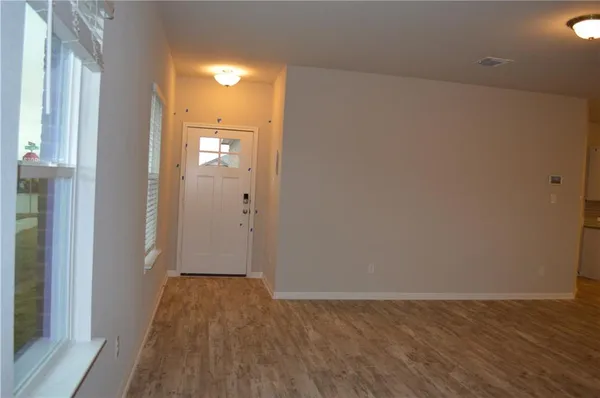 $2,300 | 2800 Bridekirk Drive, Round Rock, TX 78664