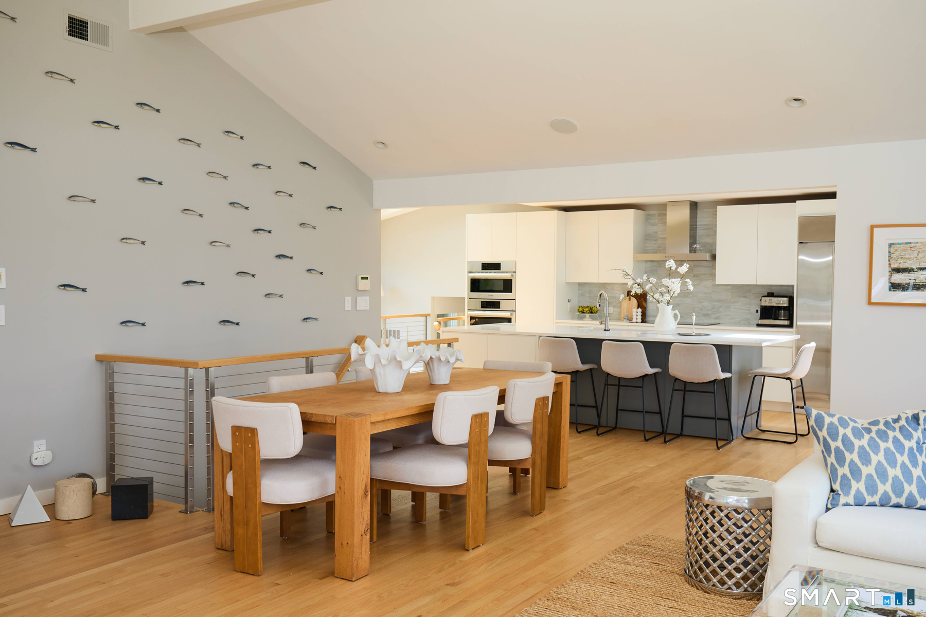 16 Harbor Road Westport, CT 06880 - Photo 7 of 36 a view of a dining room with furniture