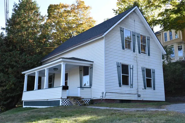$189,000 | 1782 Main Street, St. Johnsbury, VT 05819