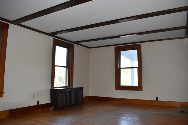 $189,000 | 1782 Main Street, St. Johnsbury, VT 05819