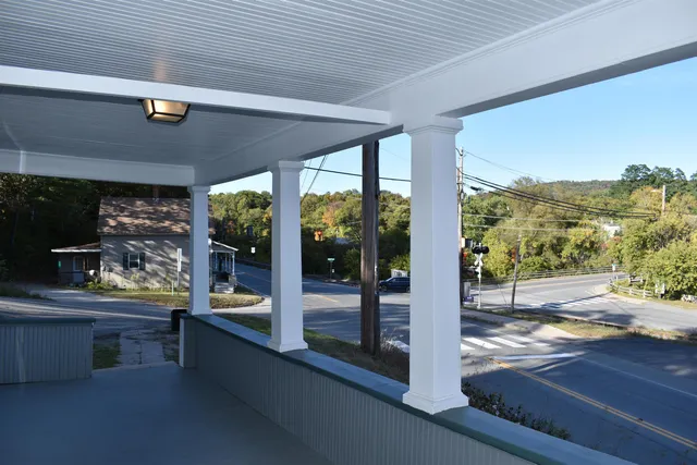 $189,000 | 1782 Main Street, St. Johnsbury, VT 05819