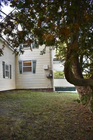 $189,000 | 1782 Main Street, St. Johnsbury, VT 05819