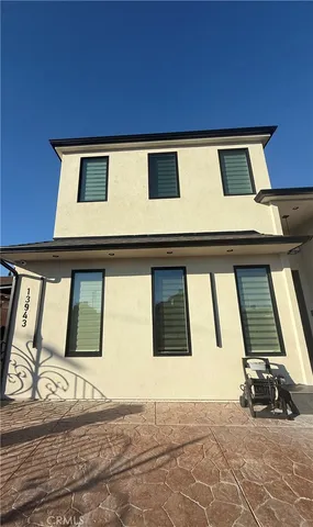 $3,200 | 13939 Leadwell Street, Van Nuys, CA 91405