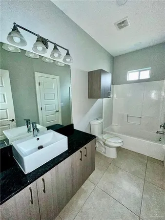 $930 | 2703 Larkspur Avenue, Edinburg, TX 78541