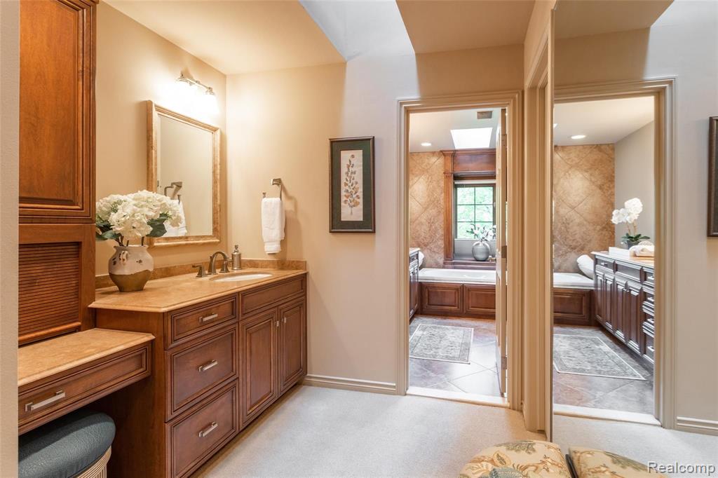 45 Vaughan-Ridge Road Bloomfield Hills, MI 48304 - Photo 26 of 45