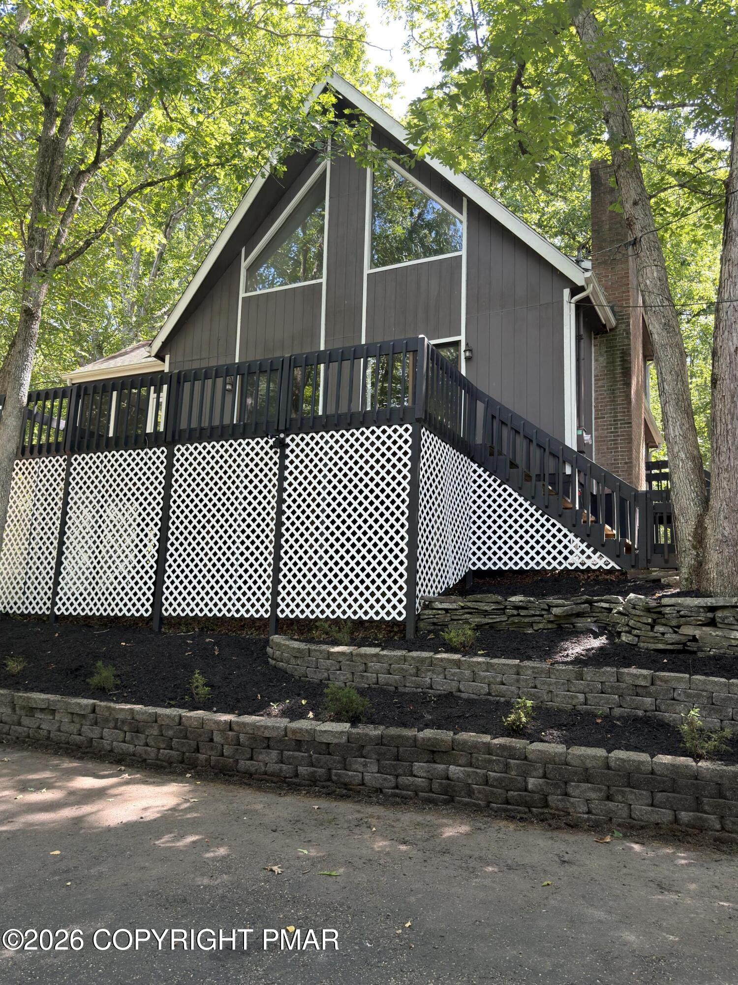6255 Decker Road Bushkill, PA 18324 - Photo 2 of 28 IMG_0077