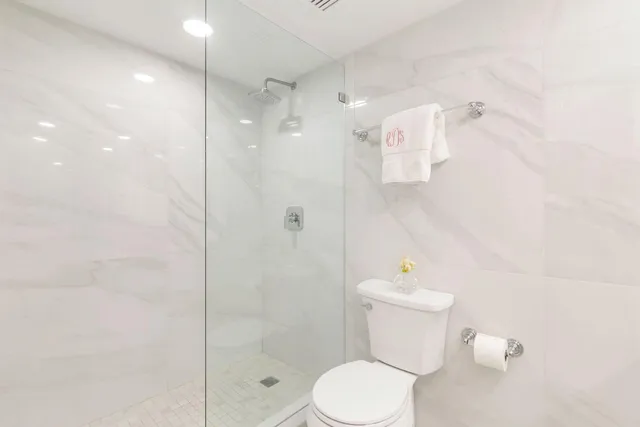 $1,695,000 | 3800 Washington Road, Unit 606, West Palm Beach, FL 33405