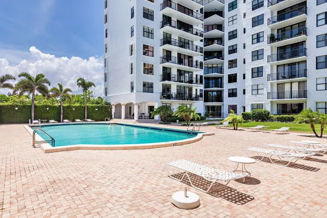 $1,695,000 | 3800 Washington Road, Unit 606, West Palm Beach, FL 33405