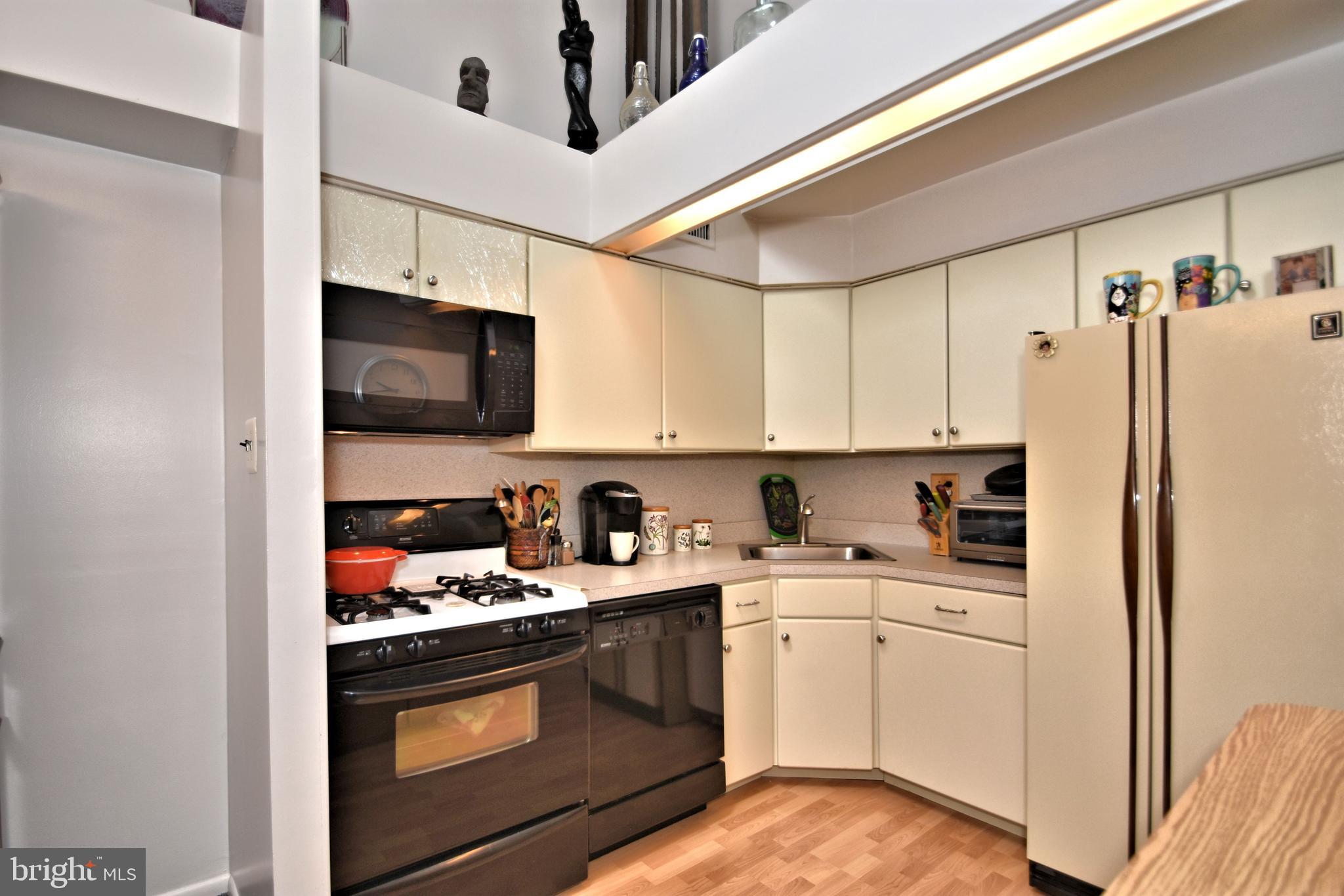 9550 State Rd., Unit 51B Philadelphia, PA 19114 - Photo 9 of 23 Gallery Image 9
