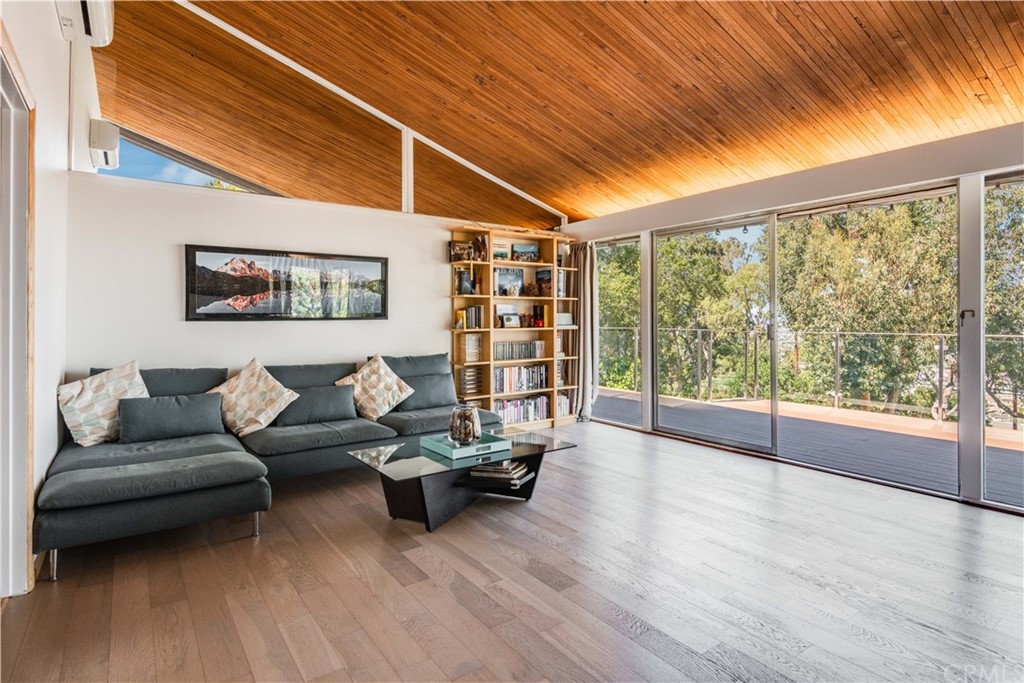 4329 Vía Azalea Palos Verdes Estates, CA 90274 - Photo 8 of 31 a living room with furniture and a large window